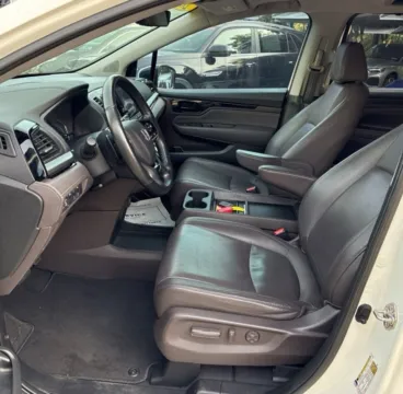 Photos of 2019 Honda Odyssey Elite for sale in Carmel, IN at Carmel Auto Gallery