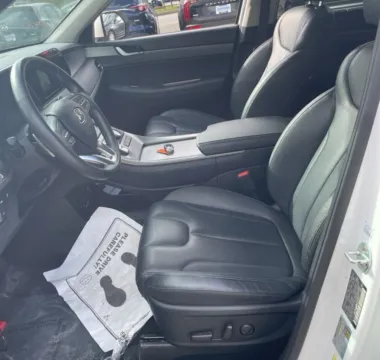 Photos of 2021 Hyundai Palisade SEL for sale in Carmel, IN at Carmel Auto Gallery