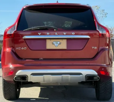 More photos of 2017 Volvo XC60 T5 Dynamic at Carmel Auto Gallery, IN