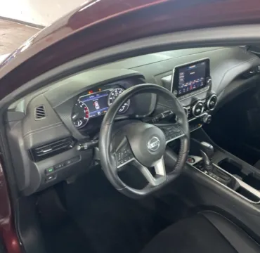 More photos of 2021 Nissan Sentra SV at Carmel Auto Gallery, IN