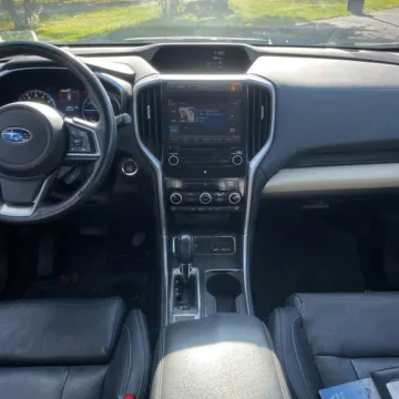 More photos of 2019 Subaru Ascent Limited at Carmel Auto Gallery, IN