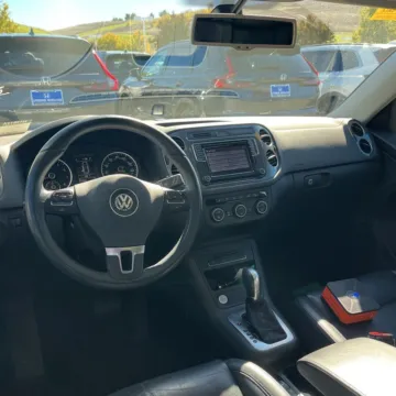 More photos of 2017 Volkswagen Tiguan Sport at Carmel Auto Gallery, IN