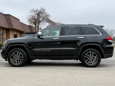 More photos of 2021 Jeep Grand Cherokee Limited at Carmel Auto Gallery, IN