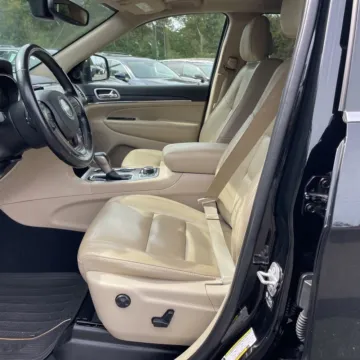 Photos of 2021 Jeep Grand Cherokee Limited for sale in Carmel, IN at Carmel Auto Gallery