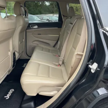 Another view of 2021 Jeep Grand Cherokee Limited for sale in Carmel, IN at Carmel Auto Gallery