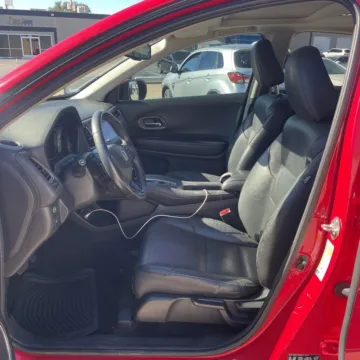 Photos of 2018 Honda HR-V EX-L for sale in Carmel, IN at Carmel Auto Gallery