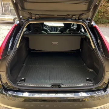 More photos of 2020 Volvo V90 Cross Country T6 AWD at Carmel Auto Gallery, IN