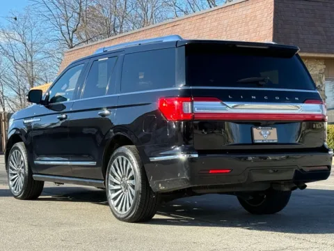 Another view of 2019 Lincoln Navigator Reserve for sale in Carmel, IN at Carmel Auto Gallery