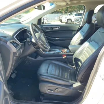 Another view of 2018 Ford Edge SEL for sale in Carmel, IN at Carmel Auto Gallery