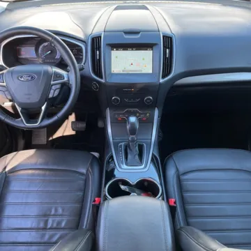 More photos of 2018 Ford Edge SEL at Carmel Auto Gallery, IN