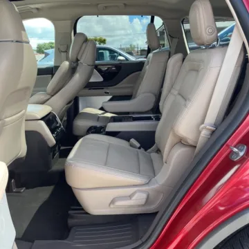 Another view of 2020 Lincoln Aviator Reserve for sale in Carmel, IN at Carmel Auto Gallery