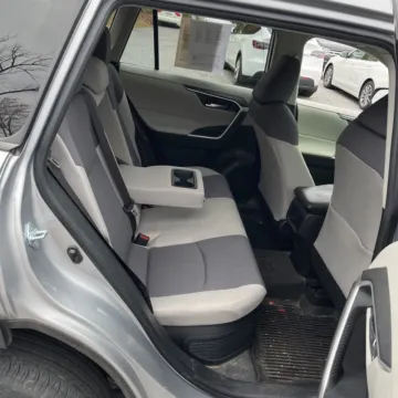 More photos of 2020 Toyota RAV4 Hybrid XLE at Carmel Auto Gallery, IN