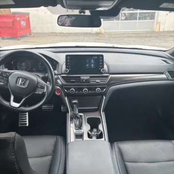 More photos of 2019 Honda Accord Sport at Carmel Auto Gallery, IN
