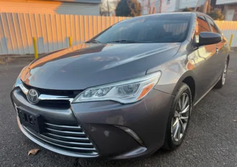 Gray 2016 Toyota Camry XLE V6 for sale in Philadelphia, PA