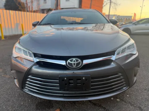 Photos of 2016 Toyota Camry XLE V6 for sale in Philadelphia, PA at Cottman Auto Mall