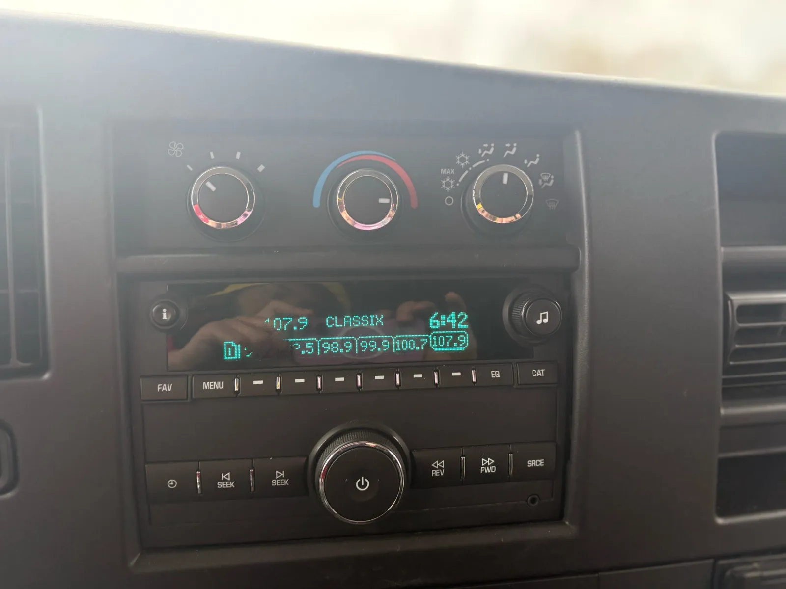 2019 Chevrolet Express Cargo Work Van - Photo 14