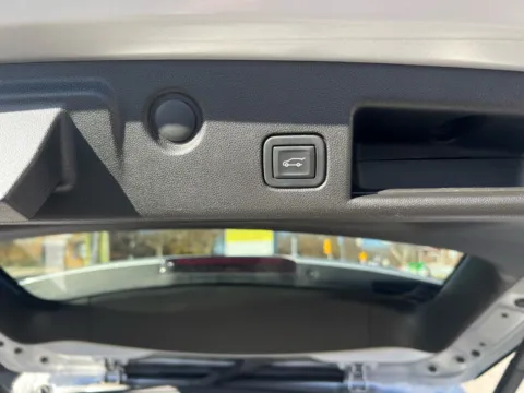 More photos of 2022 Chevrolet Equinox FWD 2FL at Cottman Auto Mall, PA