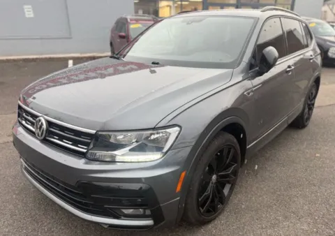 Gray 2021 Volkswagen Tiguan 2.0T SE R-Line Black for sale in Philadelphia, PA
