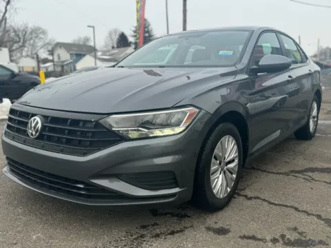 Photos of 2020 Volkswagen Jetta SE for sale in Philadelphia, PA at Cottman Auto Mall