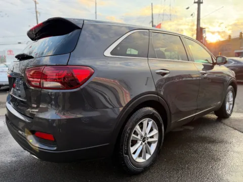 More photos of 2019 Kia Sorento 2.4L LX at Cottman Auto Mall, PA