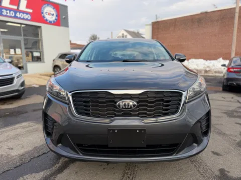 Photos of 2019 Kia Sorento 2.4L LX for sale in Philadelphia, PA at Cottman Auto Mall