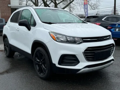 White 2021 Chevrolet Trax AWD LT for sale in Philadelphia, PA