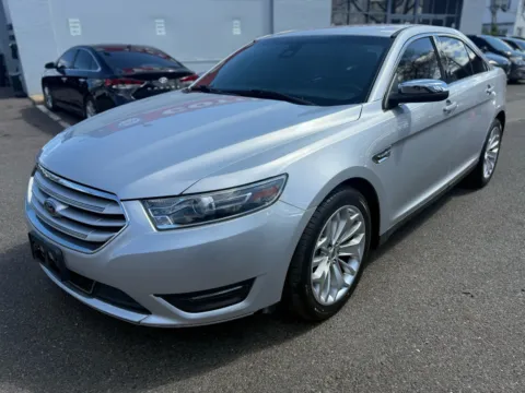 Silver 2019 Ford Taurus Limited for sale in Philadelphia, PA