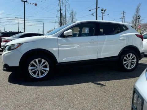 More photos of 2017 Nissan Rogue Sport S at Cottman Auto Mall, PA