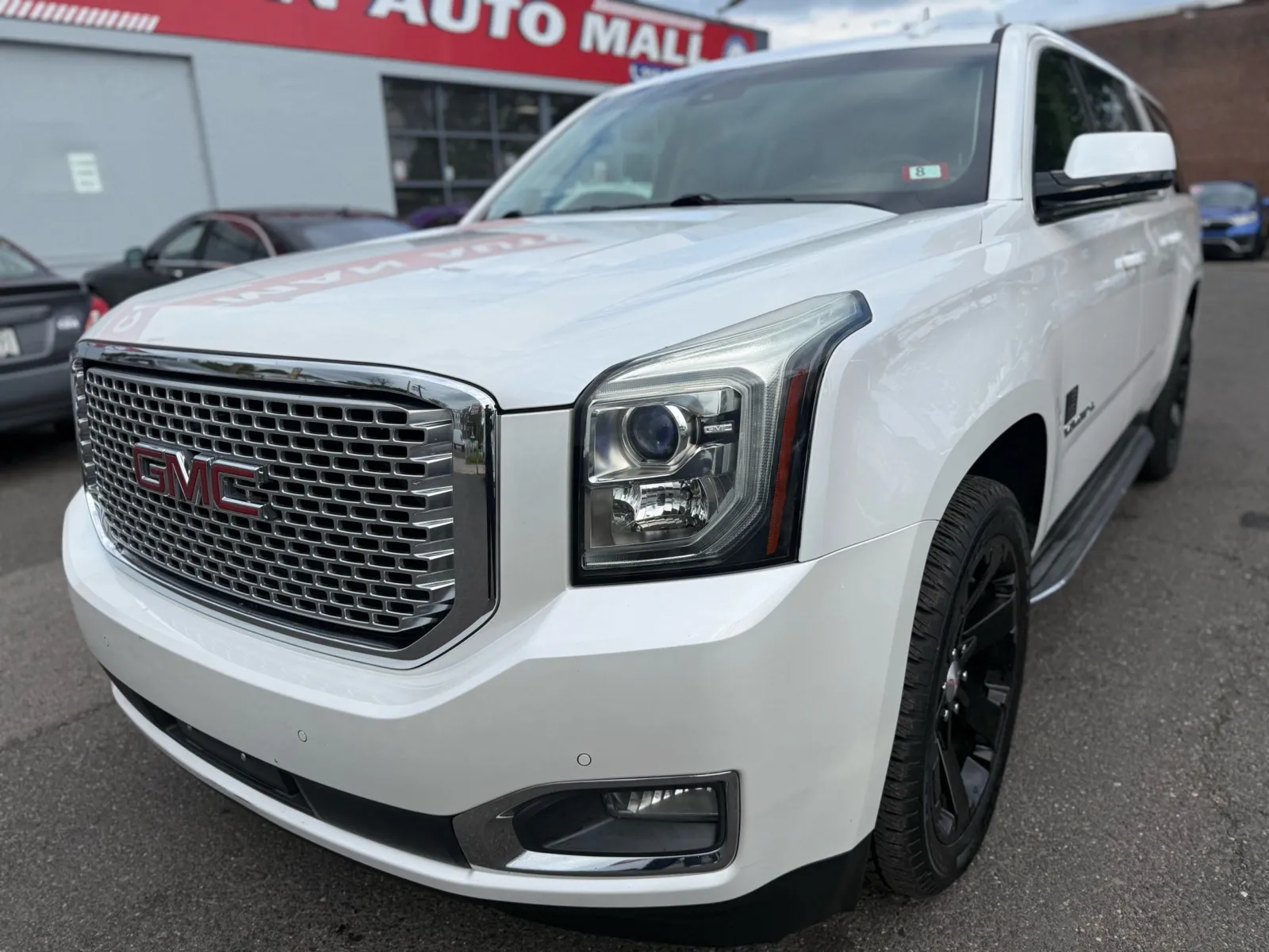 White 2016 GMC Yukon XL SLT for sale in Philadelphia, PA