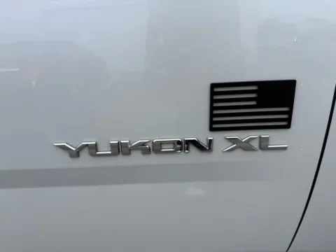 More photos of 2016 GMC Yukon XL SLT at Cottman Auto Mall, PA