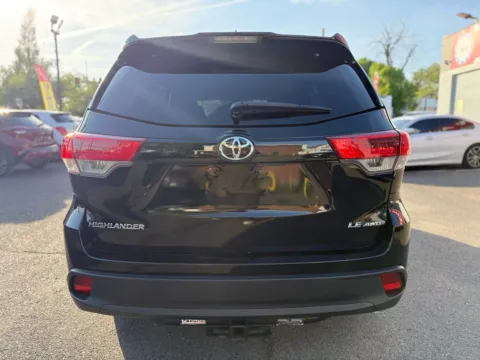 More photos of 2017 Toyota Highlander LE Plus at Cottman Auto Mall, PA
