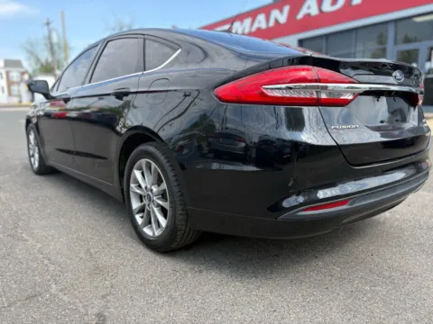 More photos of 2017 Ford Fusion SE at Cottman Auto Mall, PA