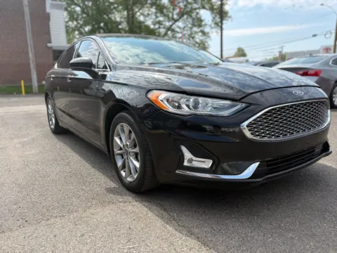 Photos of 2017 Ford Fusion SE for sale in Philadelphia, PA at Cottman Auto Mall
