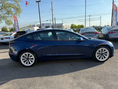 More photos of 2021 Tesla Model 3 FSD Long Range Dual Motor All-Wheel Drive at Cottman Auto Mall, PA