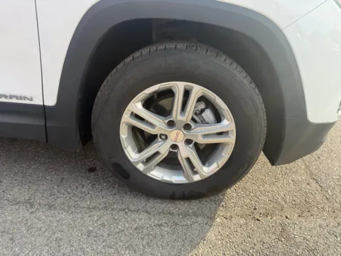 More photos of 2021 GMC Terrain AWD SLE at Cottman Auto Mall, PA