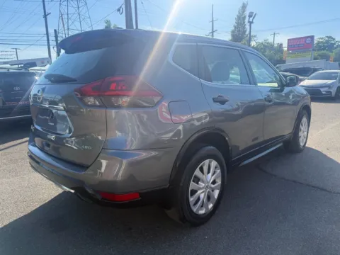 More photos of 2019 Nissan Rogue S at Cottman Auto Mall, PA
