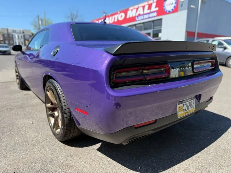 2023 Dodge Challenger SRT - Photo 12