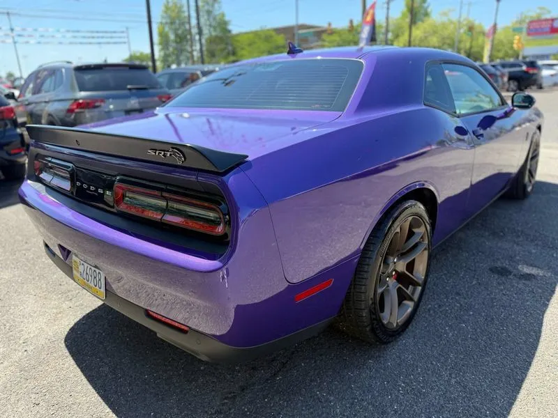 2023 Dodge Challenger SRT - Photo 7