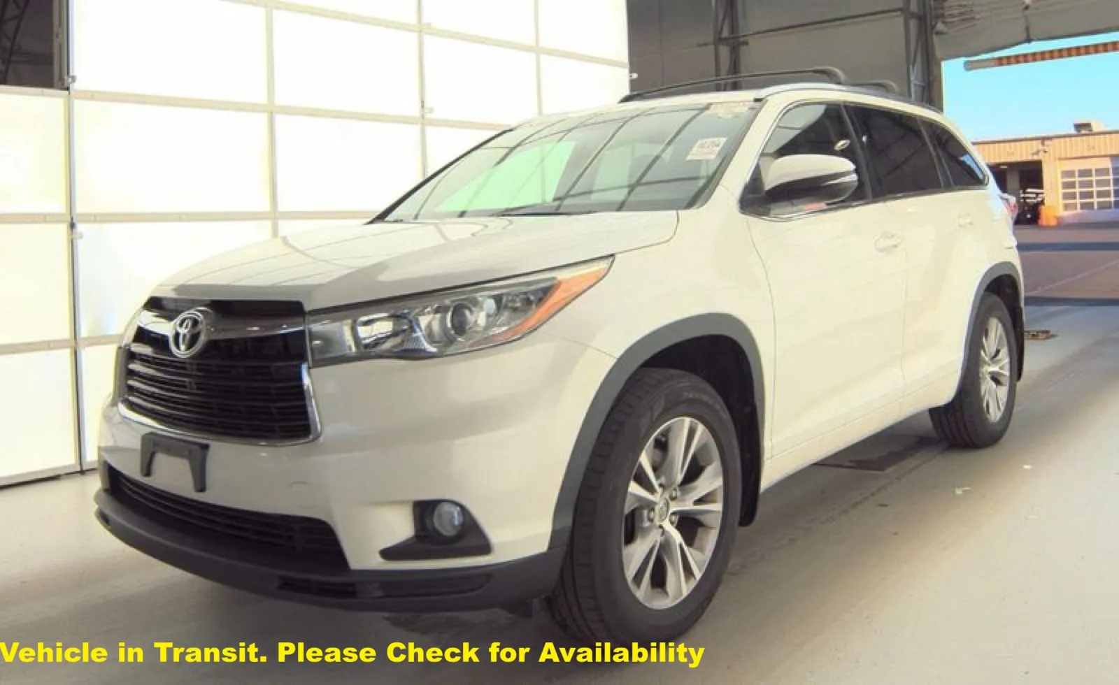 White 2015 Toyota Highlander XLE V6 for sale in Philadelphia, PA