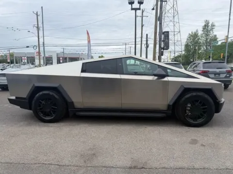More photos of 2024 Tesla Cybertruck at Cottman Auto Mall, PA