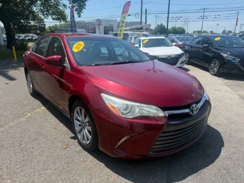 Another view of 2016 Toyota Camry XLE for sale in Philadelphia, PA at Cottman Auto Mall