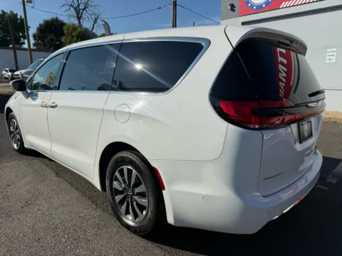 Another view of 2022 Chrysler Pacifica Hybrid Touring L for sale in Philadelphia, PA at Cottman Auto Mall