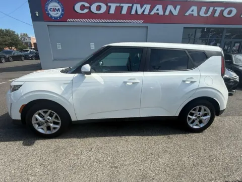 Photos of 2023 Kia Soul LX for sale in Philadelphia, PA at Cottman Auto Mall