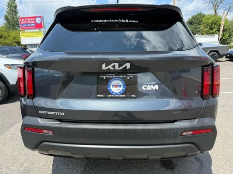 More photos of 2023 Kia Sorento LX at Cottman Auto Mall, PA