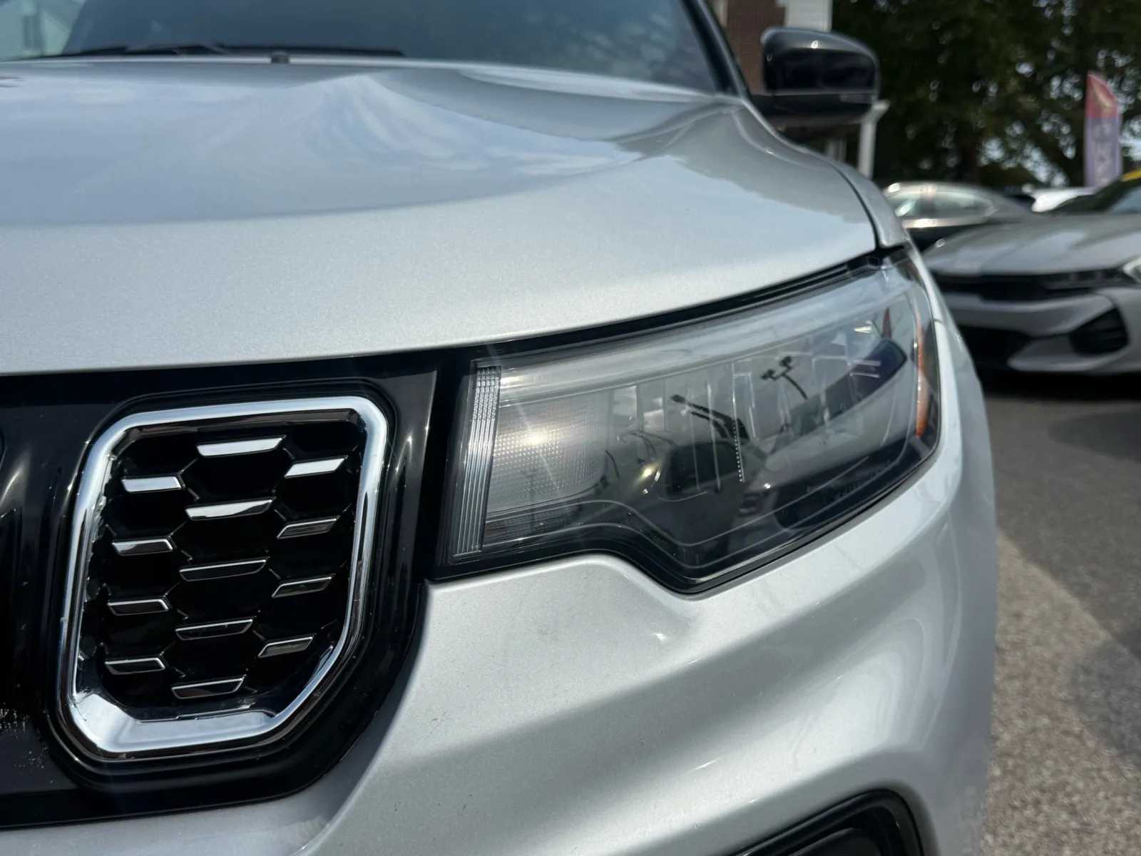 2025 Jeep Compass Limited - Photo 9