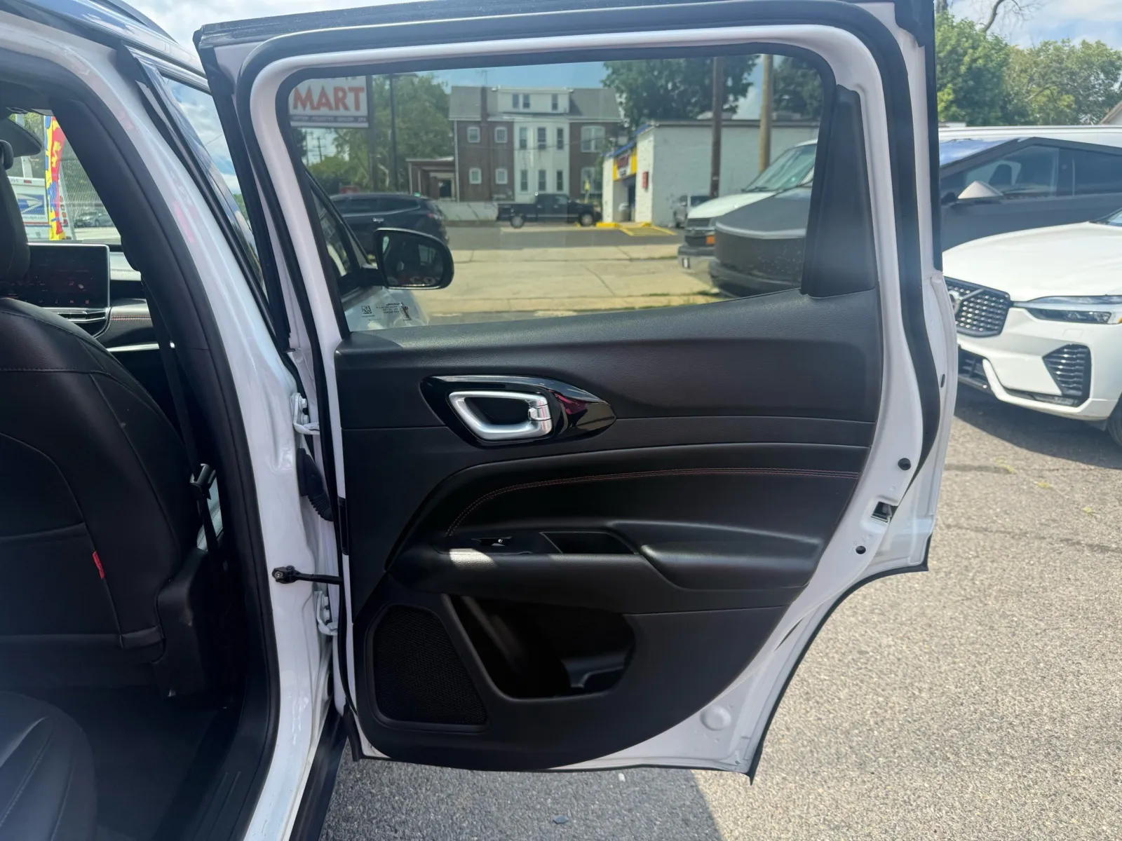 2025 Jeep Compass Trailhawk - Photo 16