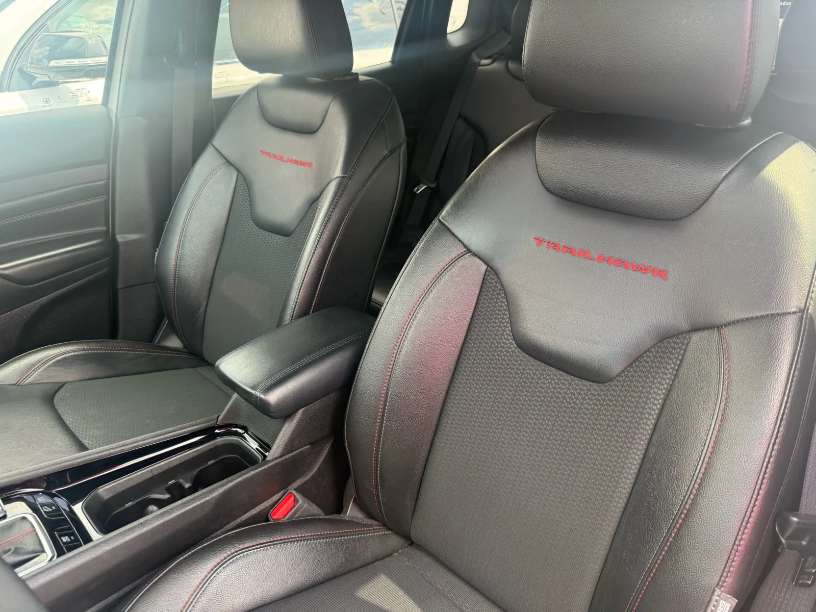 2025 Jeep Compass Trailhawk - Photo 48