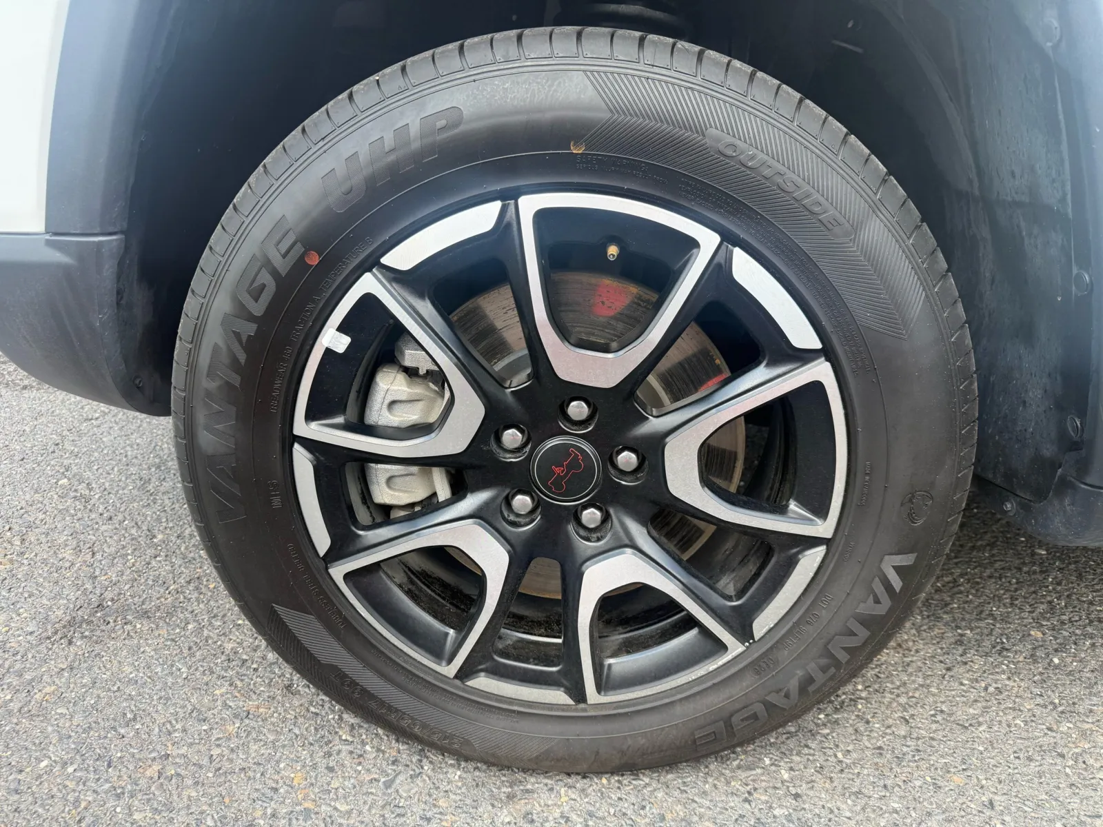 2025 Jeep Compass Trailhawk - Photo 9