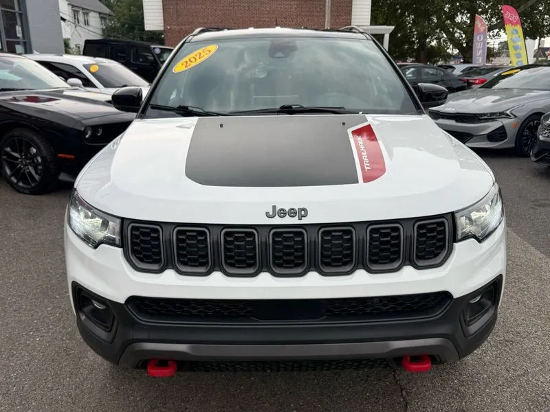 2025 Jeep Compass Trailhawk - Photo 7