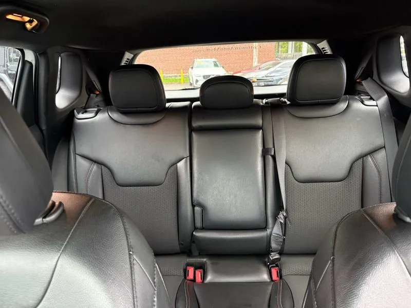 2025 Jeep Compass Trailhawk - Photo 38